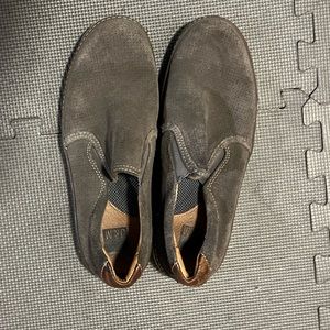 Men’s size 8.5 J&M slip on shoes